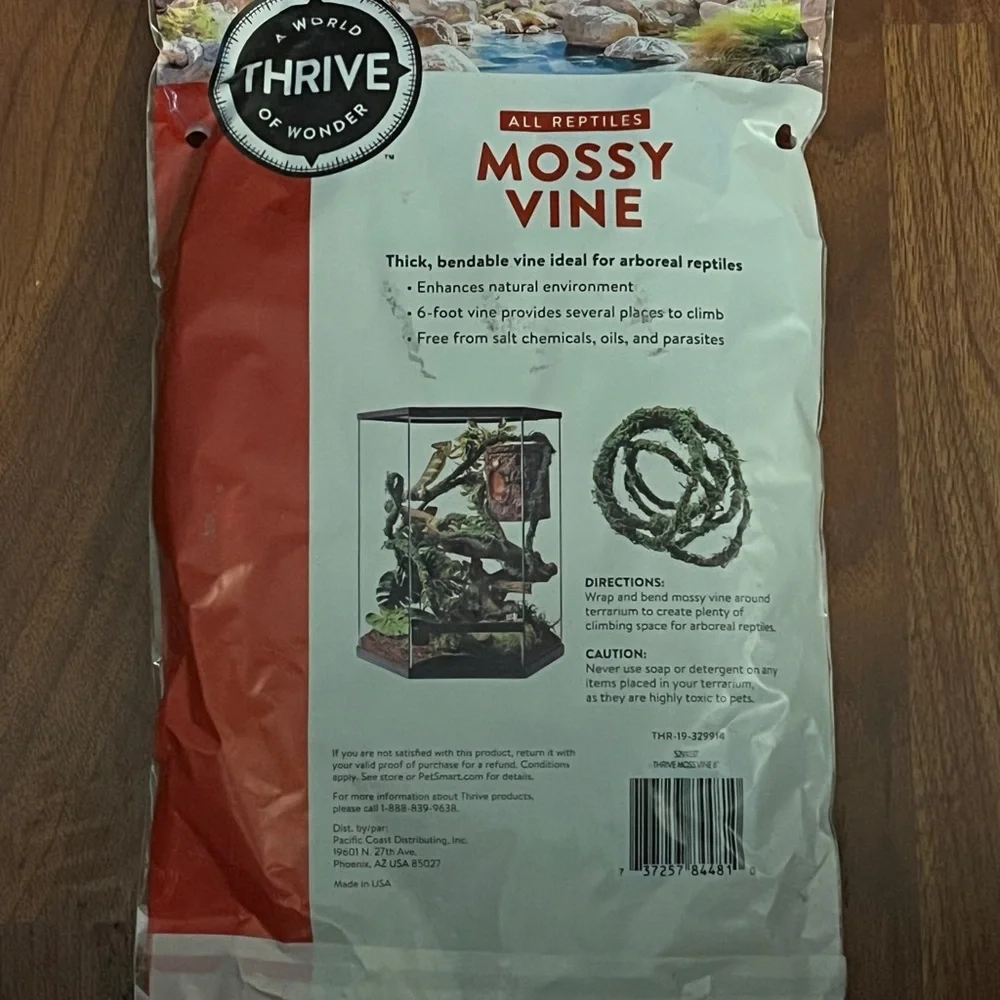 Thrive All Reptiles Mossy Vine - Green